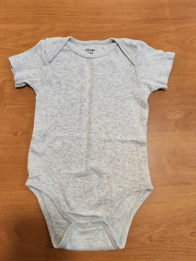 Body 12 mois 