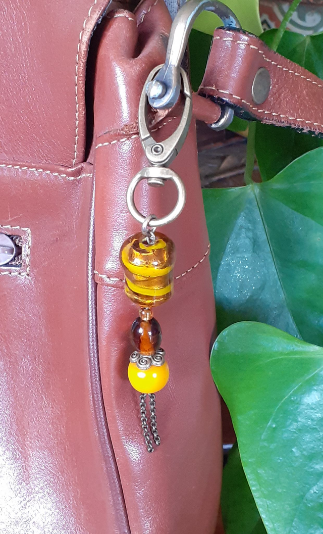 Ambra Bijoux de Sac à main, ambre et jaune d'or, bronze antique