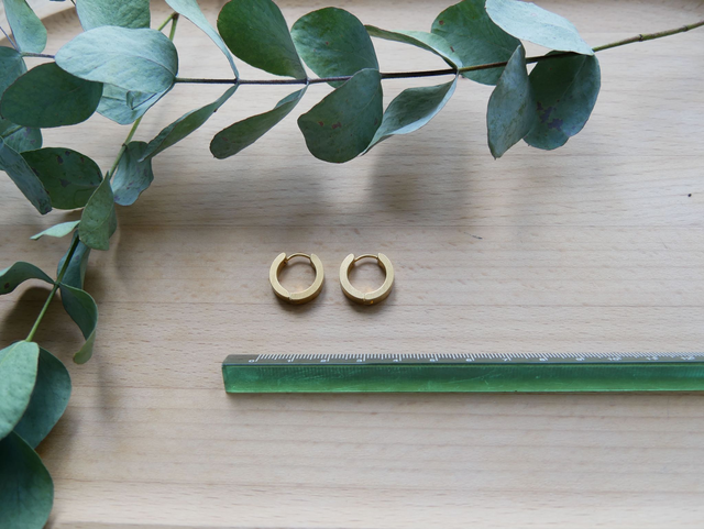 Créoles dorées mini épaisses 16mm