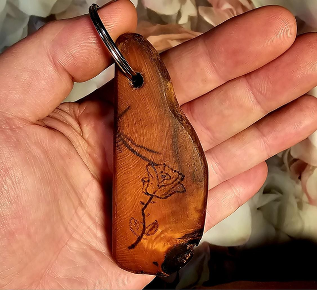 Large Rose Oak Key ring