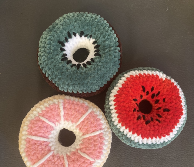 Donut fruits 