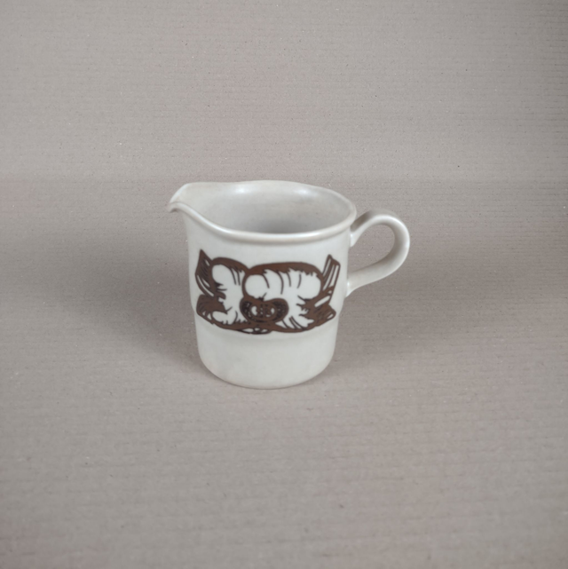 Porsgrund | Kleine kom Rond Oor en schenktuit (diameter 7,5 | hoogte 8,0 | breedte 11,5 cm) &#039;Troll&#039; motief Creme en bruine kleur | Vintage