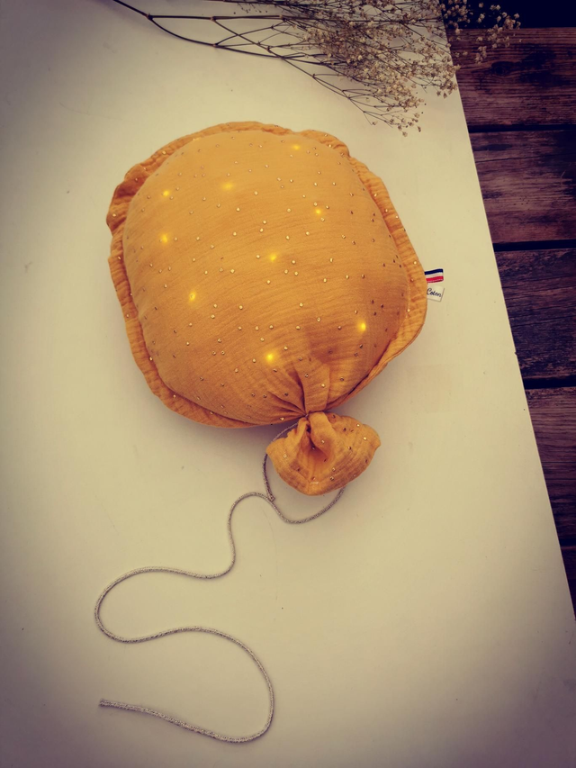 Ballon veilleuse moutarde