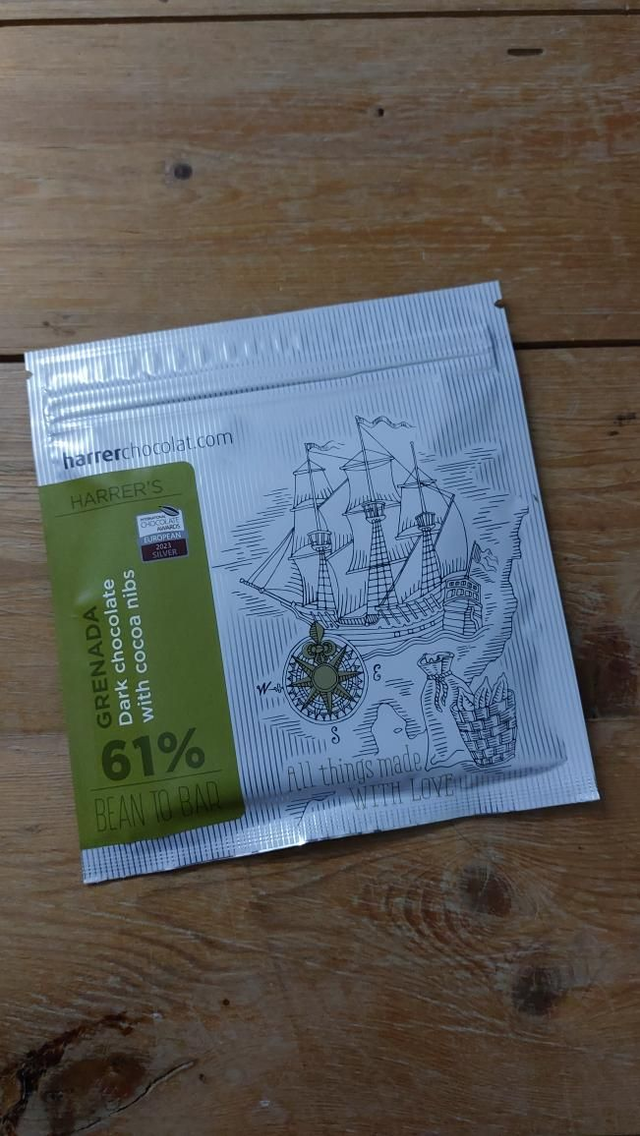 Harrer 61% dark Grenada with nibs