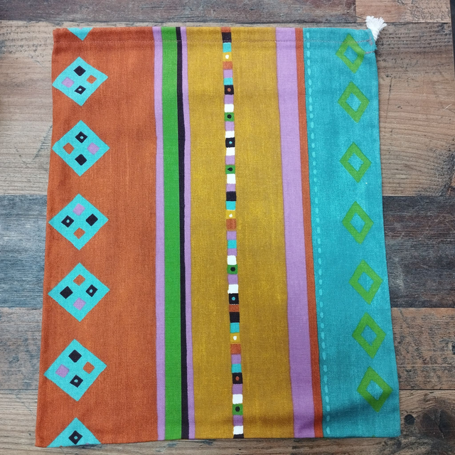 Africain - Hauteur 44,5 cm x Largueur 36,5 cm