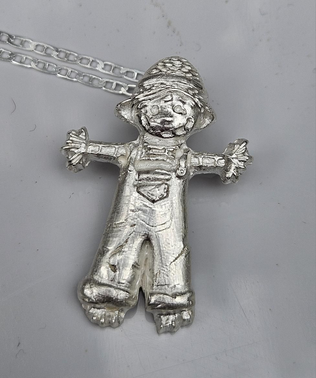 Fine silver scarecrow pendant 