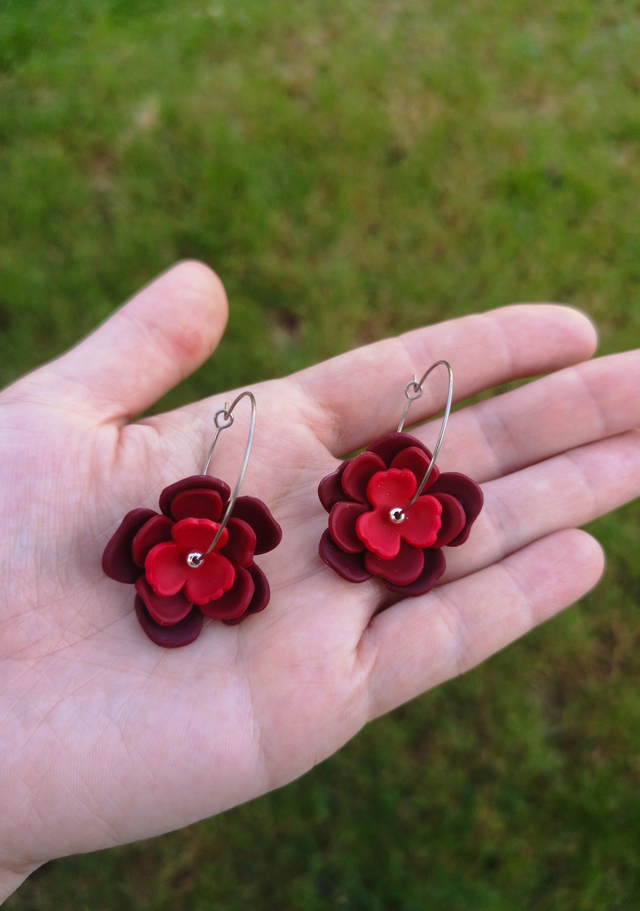 Collection Florale Pétale Pourpre - Boucles d'oreilles Flore (version argentée)