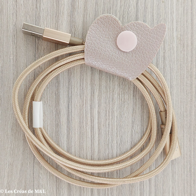 Attache câble PAPILLON Rose