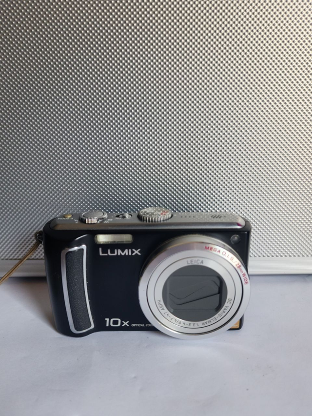 Panasonic Lumix DMC-TZ5