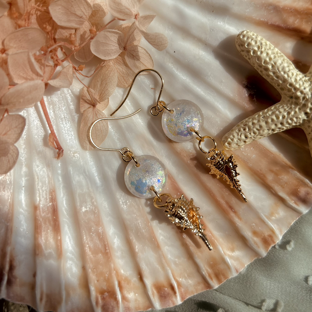 White and Iridescent Shell Hook Earrings Gold Plated
