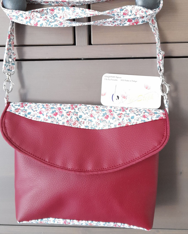 Pochette Lola