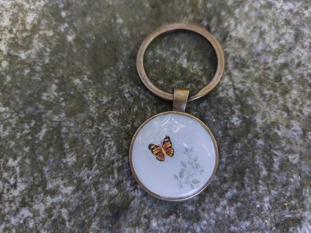 Porte clé papillon orange