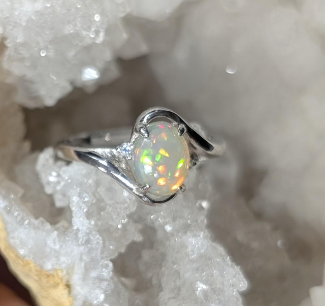 Bague Opale Éthiopienne 