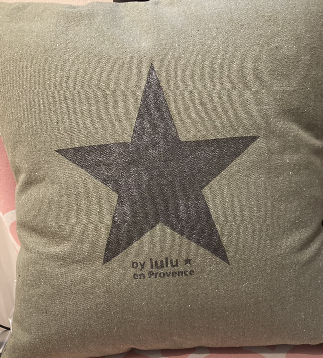 Coussin⭐️ étoile carré by lulu en Provence 