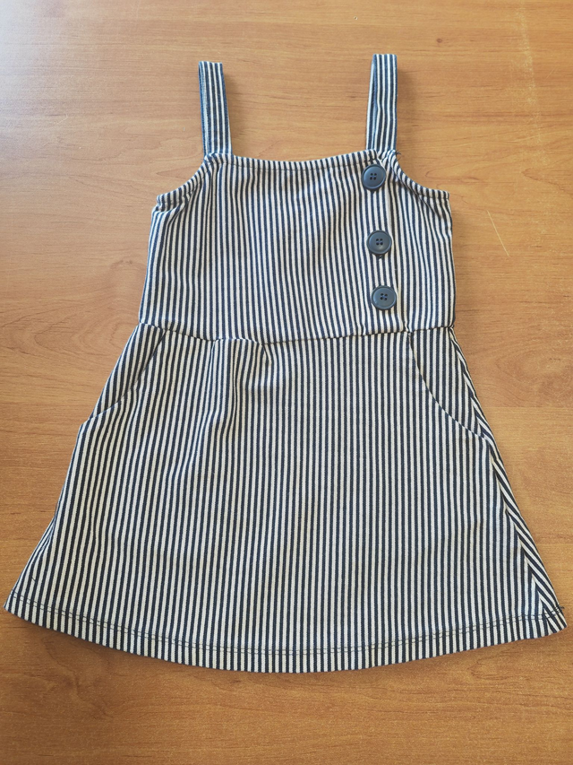 Robe rayée en 3 ans