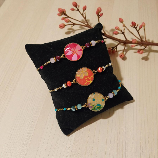 bracelet acier inoxydable motifs japonais rose fuchsia