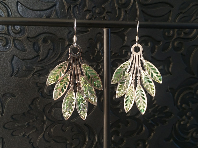 Boucles d'oreilles feuille tombante