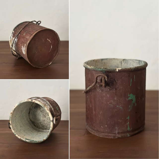 les anciens camions de peintre