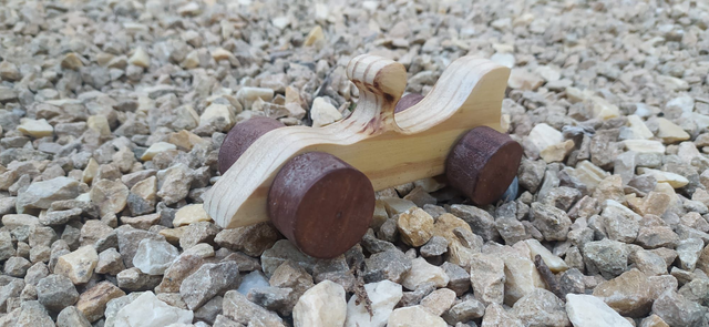 Pareja de cochecito sencillos en pino