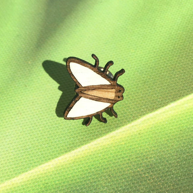 Pin’s • MOUCHE •