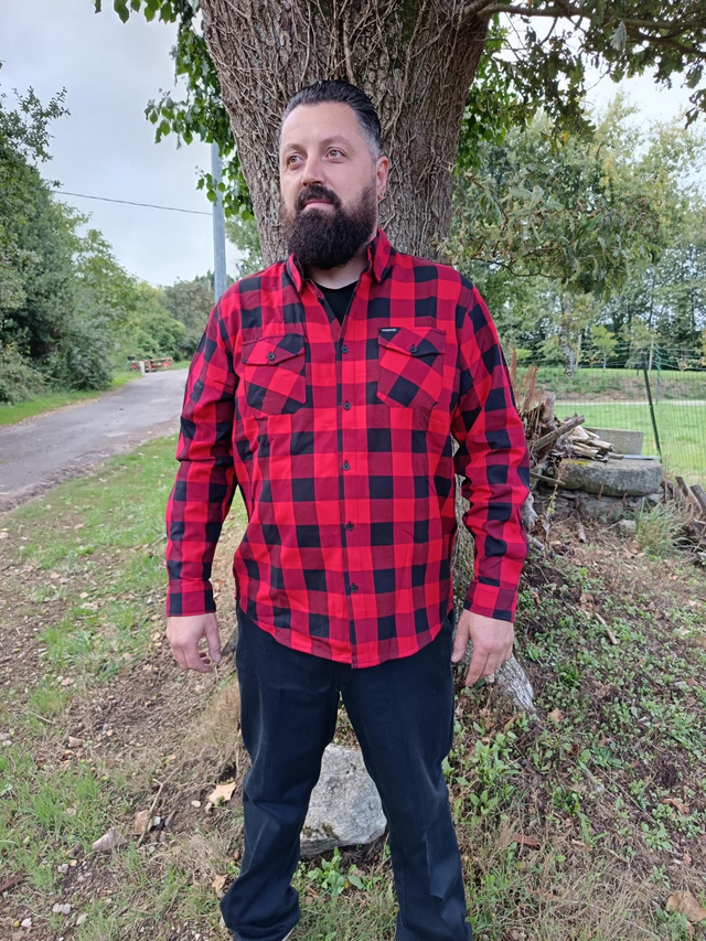 Chemise à carreaux flanelle rouge et noir 