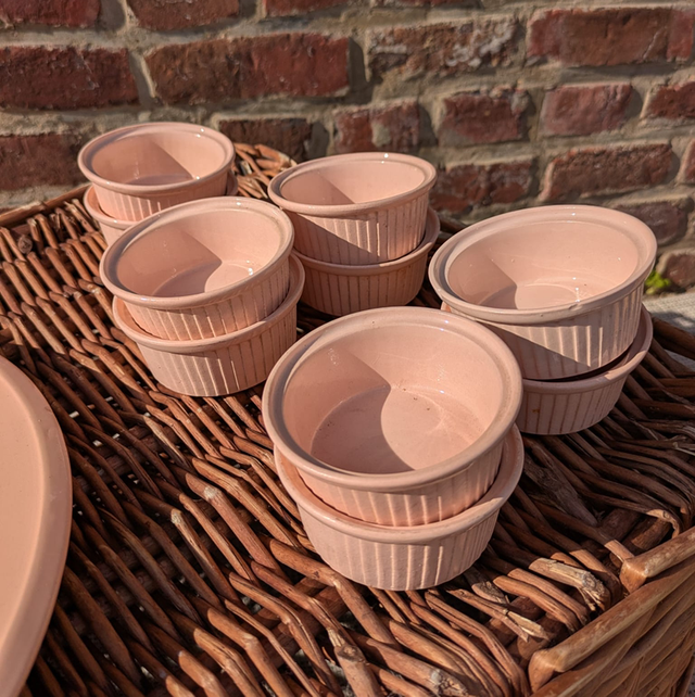 Ramequin rose « Amandinite »