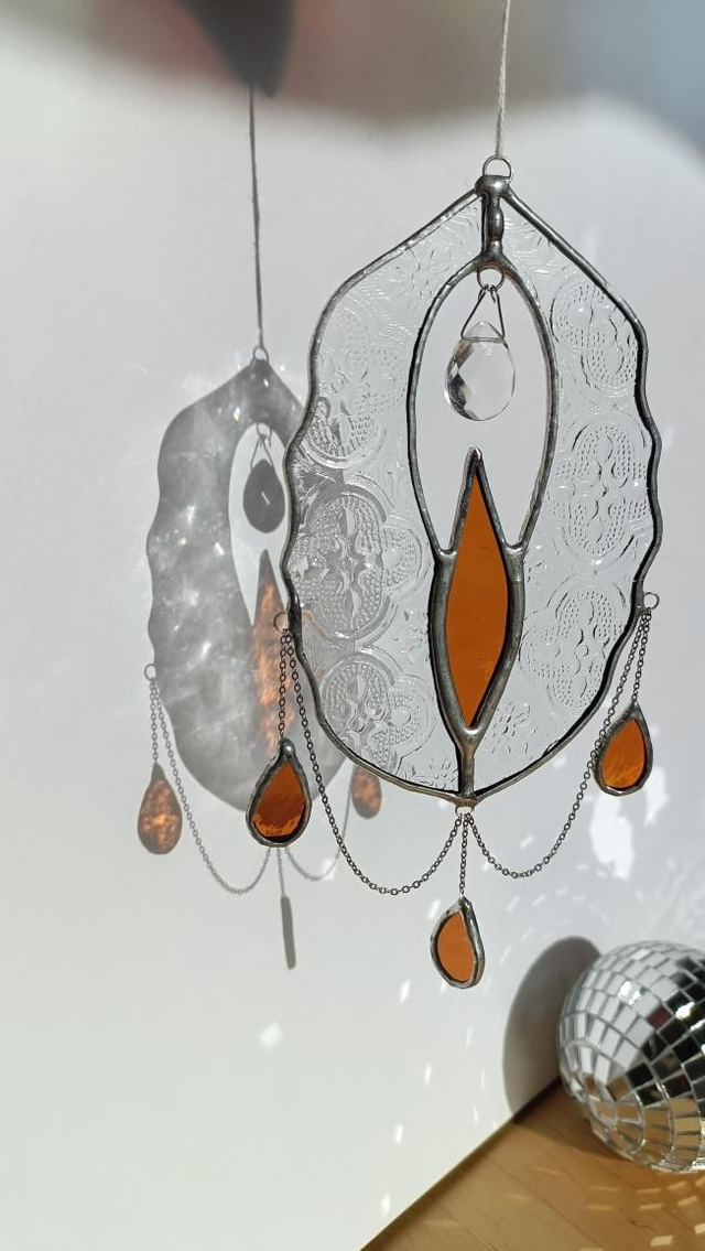 Vulva Queen Orange ambré et Mauresque 