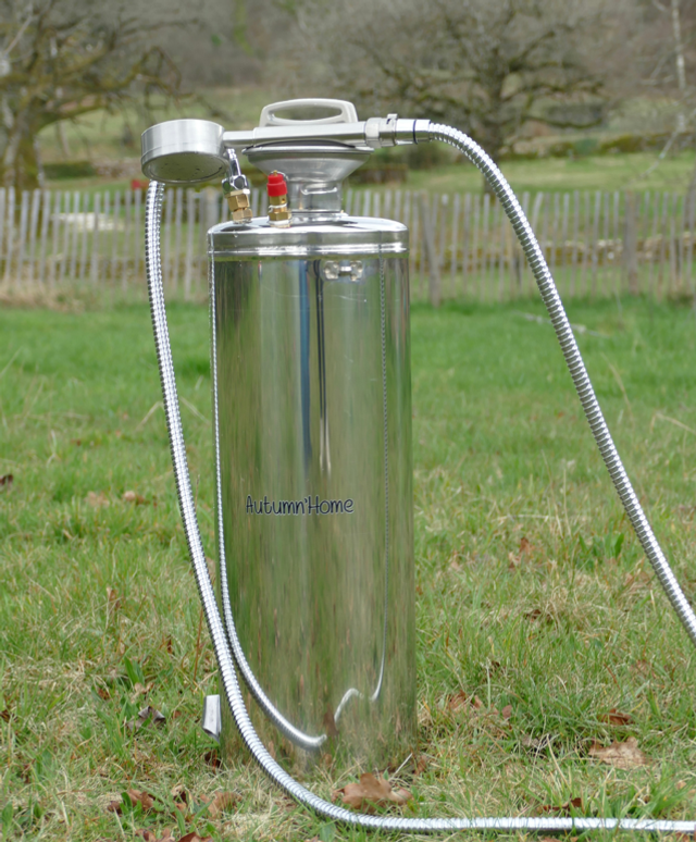 11 L - La Douche AutumnHome