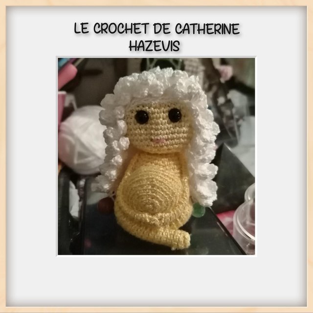 2024 Déesse Gaïa jaune cheveux blancs 