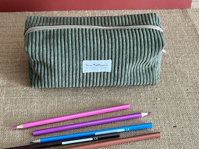 Trousse en velours – Douce, pratique, stylée
