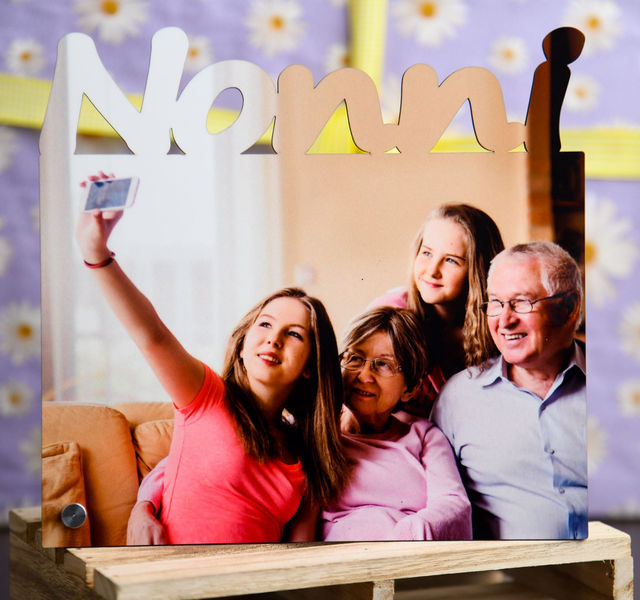 Cornice in legno da tavolo 