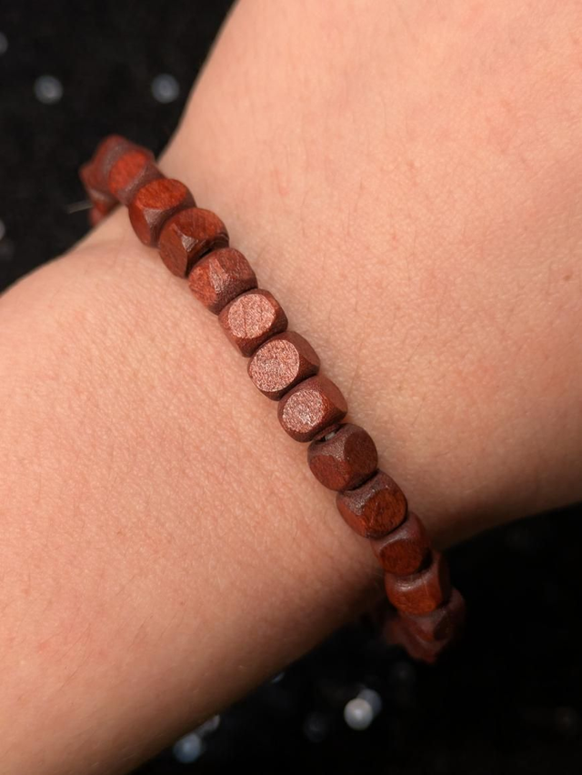 Bracelet bois rouge 
