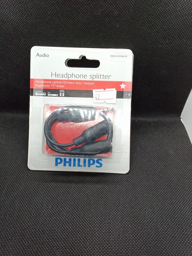 *0201- Philips SWA2151W/50 Headphone splitter