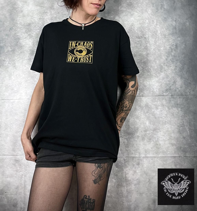 T-shirt Classic en Coton Bio "In Chaos we Trust"