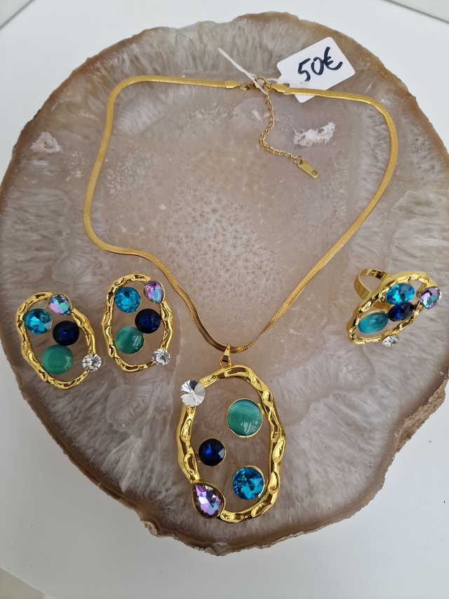 Parure Bijoux Trois Pièces Acier Doré Pierres De Lune Strass