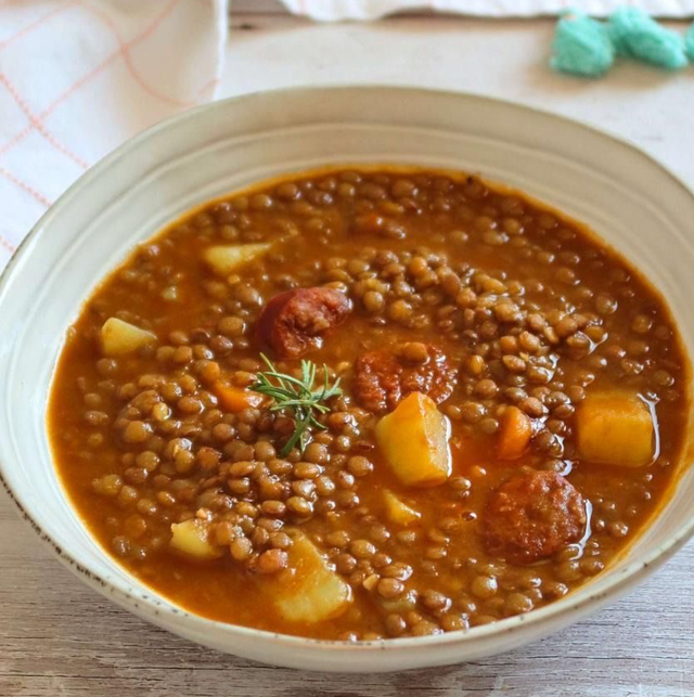 Lentejas a la riojana (office/bureau)