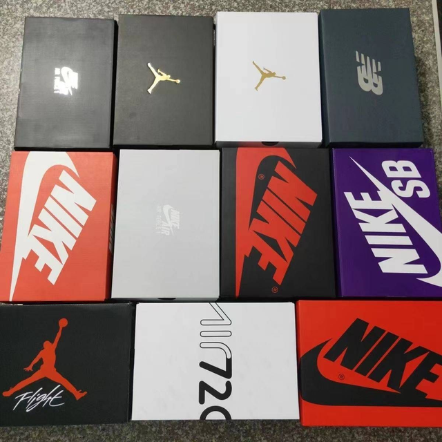 Boîte à chaussures originales  