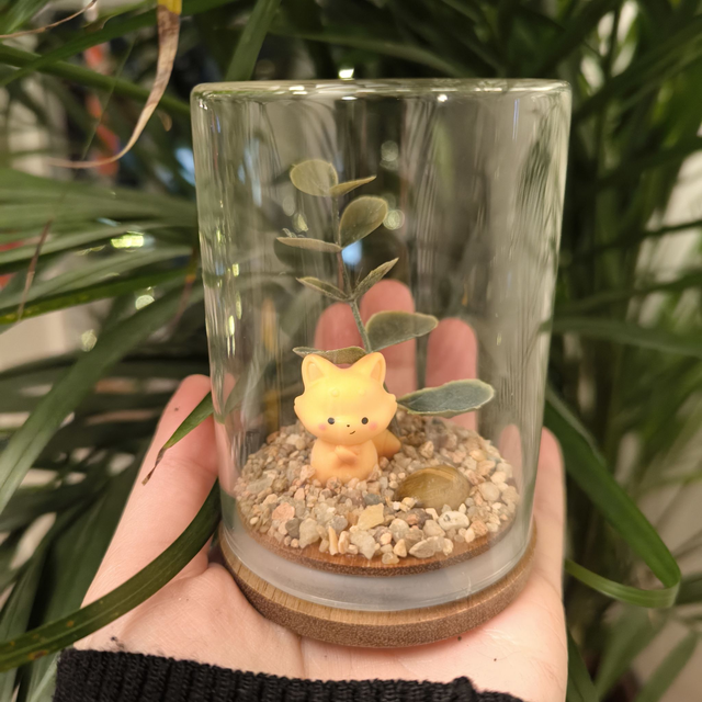 Ami protecteur - Renard assis (oeil de tigre)