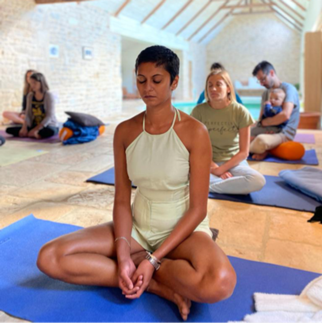 WE Yoga &amp; Méditation :  « De La Famille Au Couple Sacré 