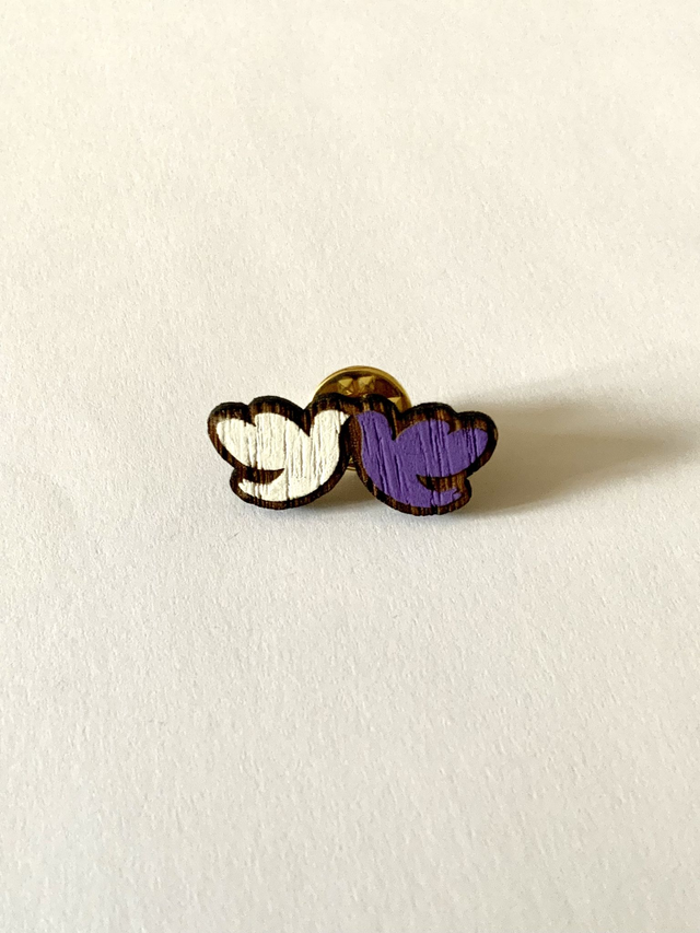 Pin’s « colombes féministes »