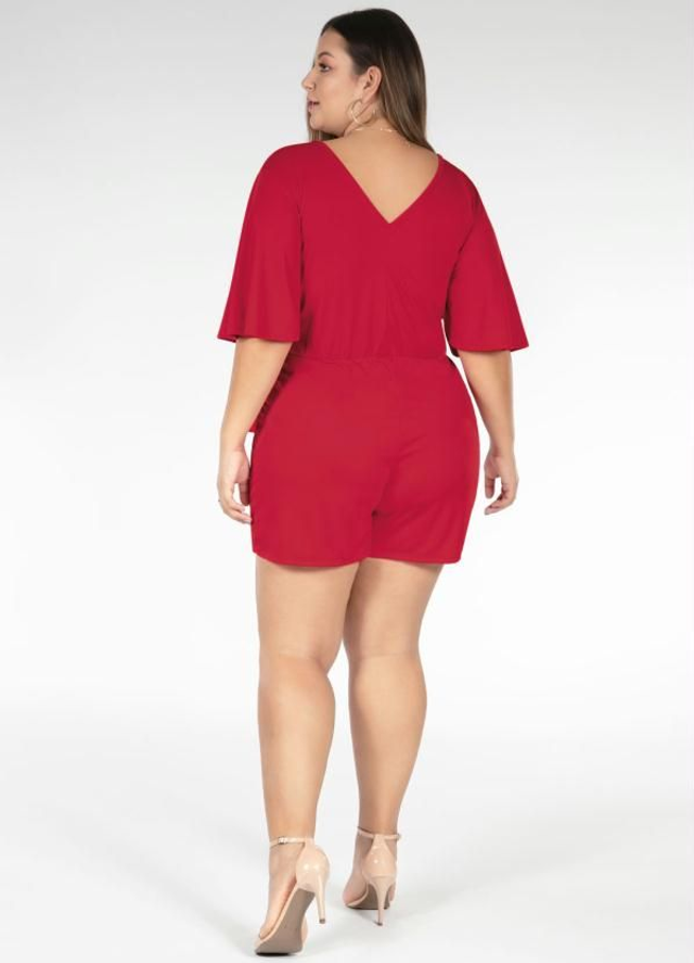 Macaquinho Short Saia Com Mangas 3/4 Cor Lisa Plus Size Cor Vermelho | Marguerite