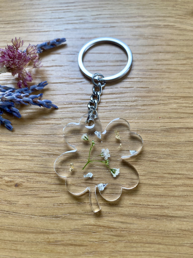 Porte clé trèfle - gypsophile
