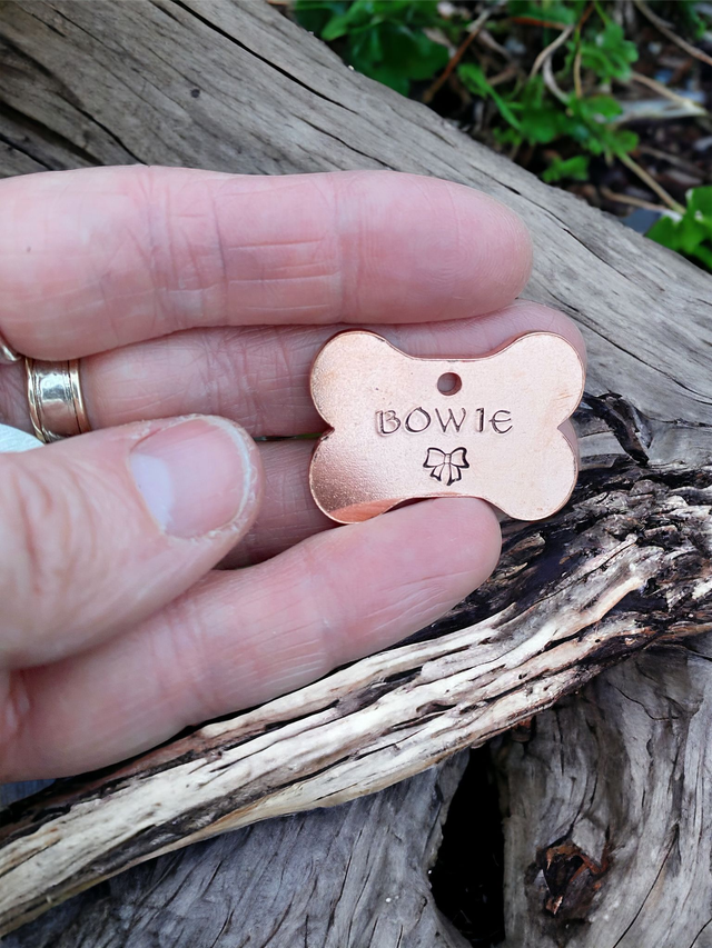 Bowie - Bow design where ' less is more '