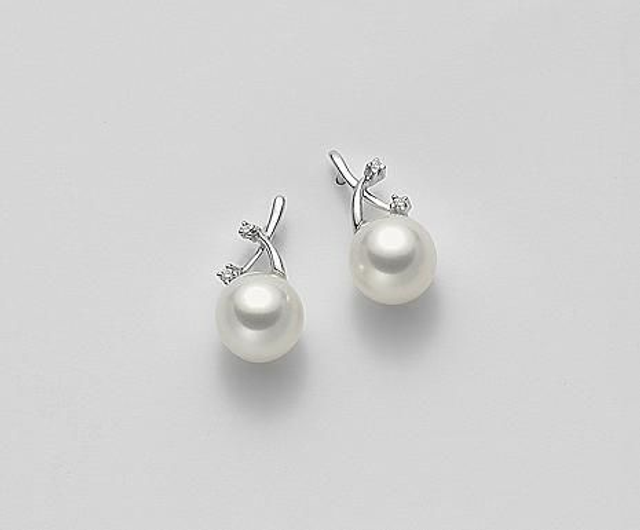 Orecchini Mikiko in Oro 18Kt con Perle e diamanti