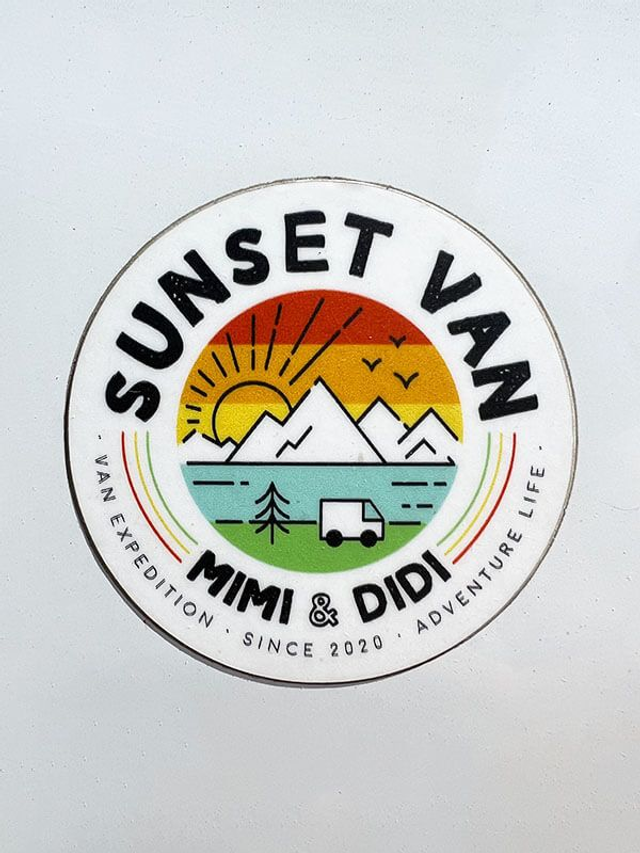 Sticker Sunset Van