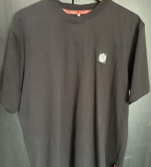 Label 23 Shirt Frauen Logo Brust