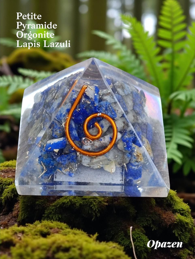 Petite pyramide Orgonite Lapis Lazuli 