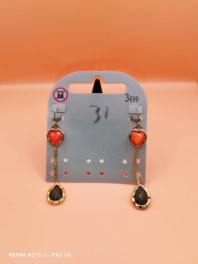 Boucles d&#039;Oreilles Pendantes Coeur Rouge et Goutte Noire