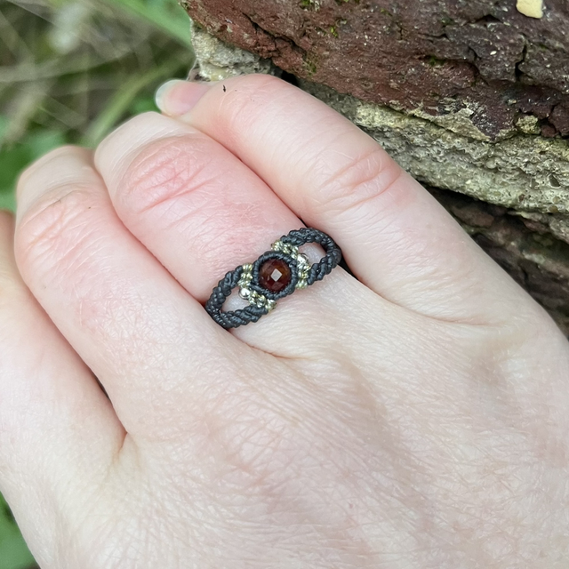 Petite « Maïa » GRENAT SPESSARITE