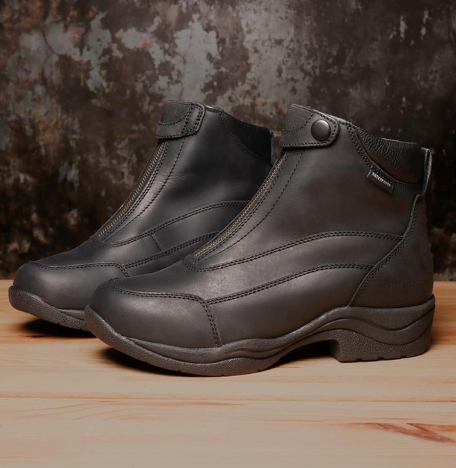 Harrys Horse Stallschuh Work&Ride